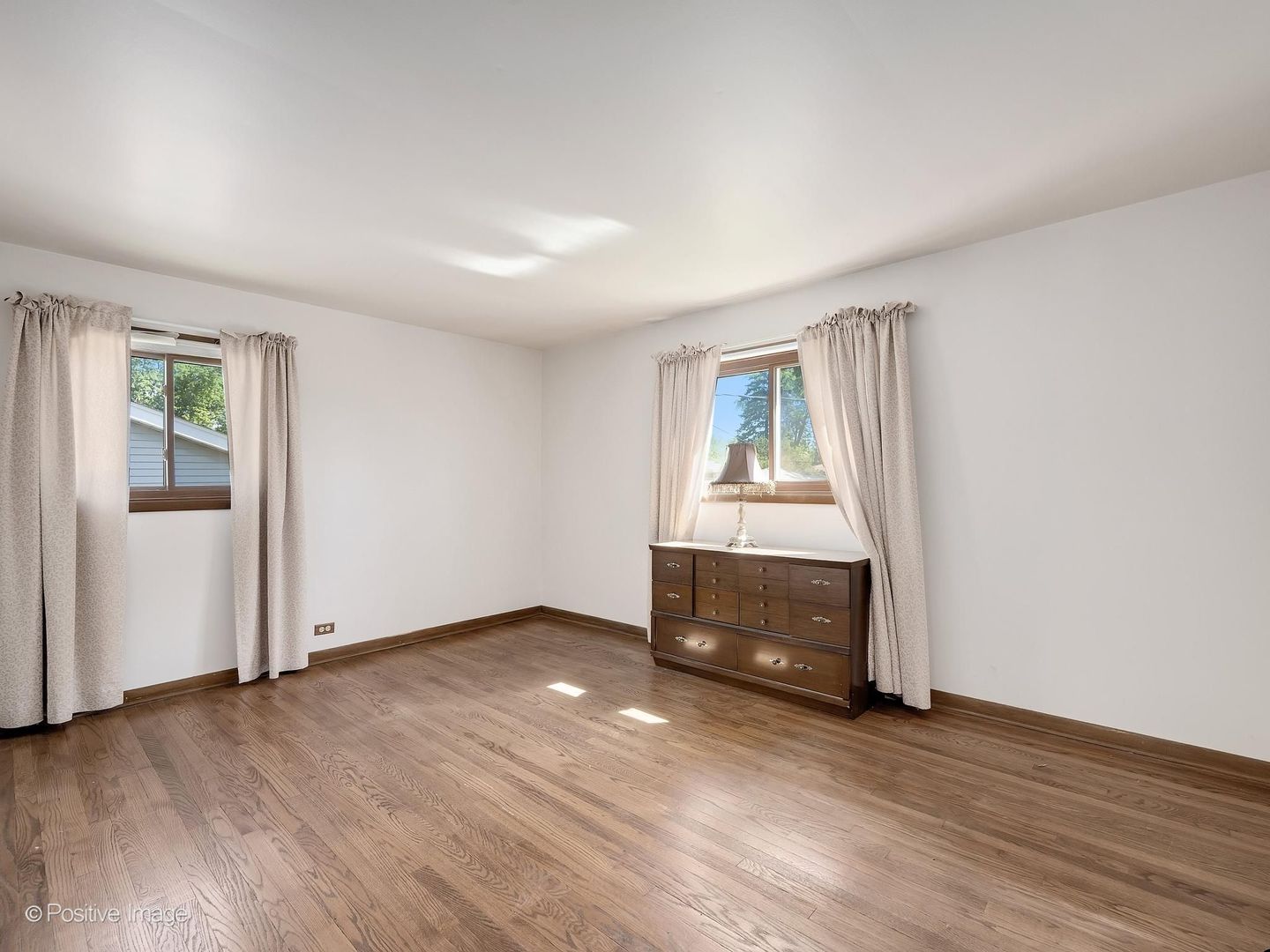 637 North Ellsworth Avenue Addison, IL 60101 - Photo 12 of 26