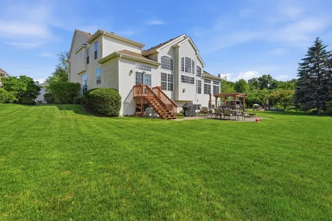 $624,500 | 18936 West Woodale Trail, Lake Villa, IL 60046