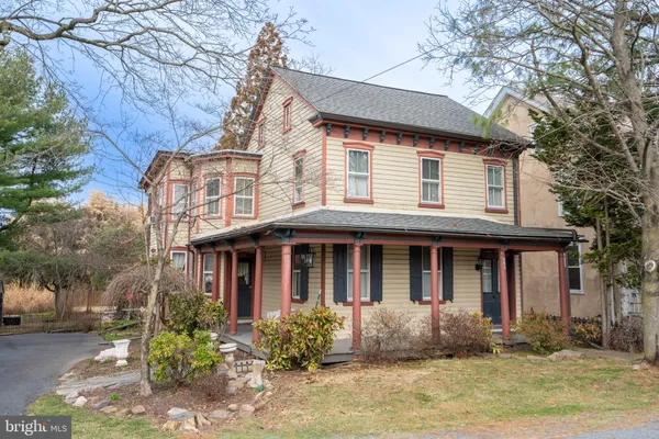 $379,000 | 975 Gravel Pike, Palm, PA 18070