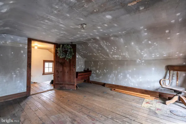 $379,000 | 975 Gravel Pike, Palm, PA 18070
