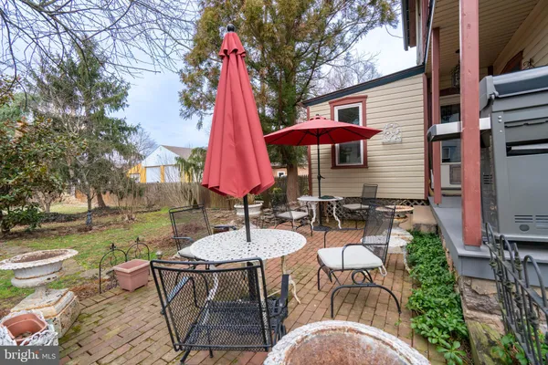 $379,000 | 975 Gravel Pike, Palm, PA 18070