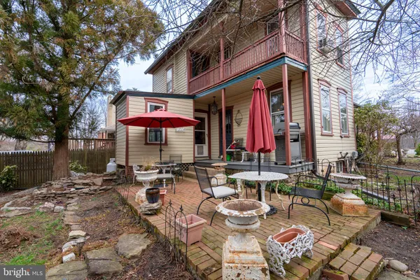 $379,000 | 975 Gravel Pike, Palm, PA 18070