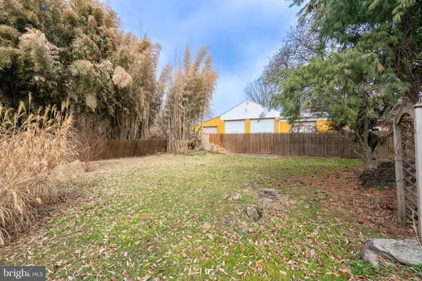 $379,000 | 975 Gravel Pike, Palm, PA 18070