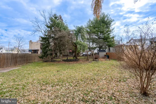 $379,000 | 975 Gravel Pike, Palm, PA 18070