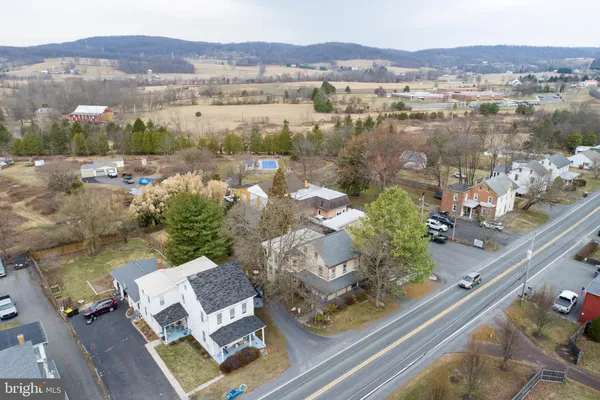 $379,000 | 975 Gravel Pike, Palm, PA 18070