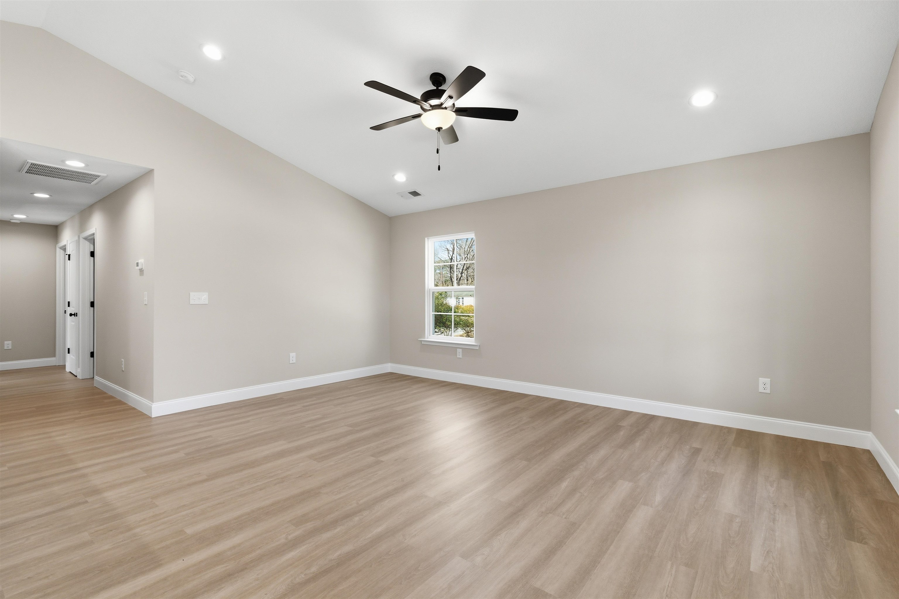 2417 Andrews Road Spartanburg, SC 29302 - Photo 7 of 25