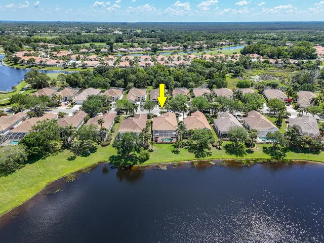 $749,900 | 8080 Southeast Paurotis Lane, Hobe Sound, FL 33455