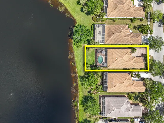 $749,900 | 8080 Southeast Paurotis Lane, Hobe Sound, FL 33455