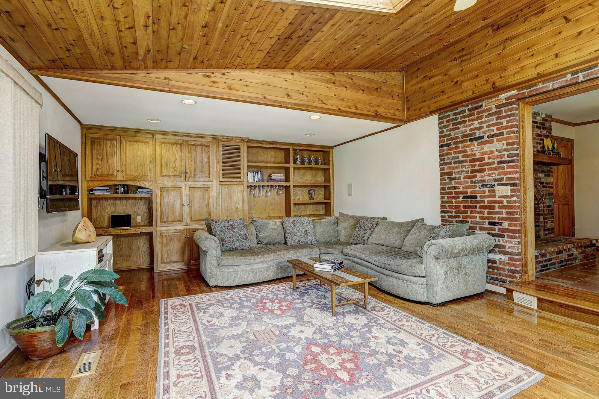 3638 Sharp Road Glenwood, MD 21738 - Photo 12 of 45 Family Room