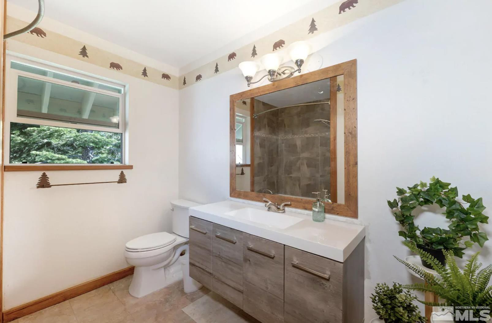 227 South Benjamin Drive, Unit B Stateline, NV 89449 - Photo 9 of 23 Photo 9