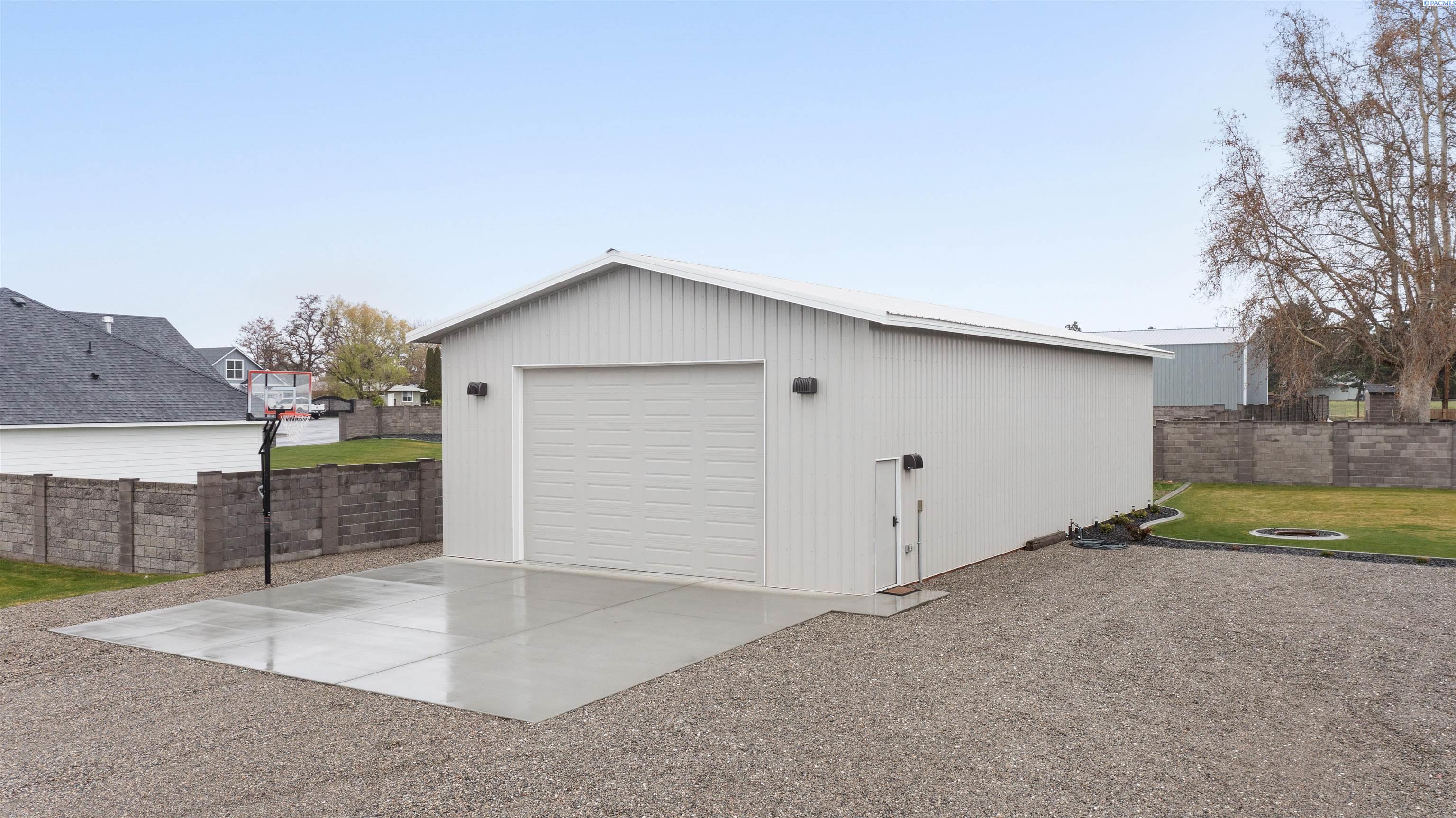 7201 Richardson Road Pasco, WA 99301 - Photo 3 of 30 Gallery Image 3