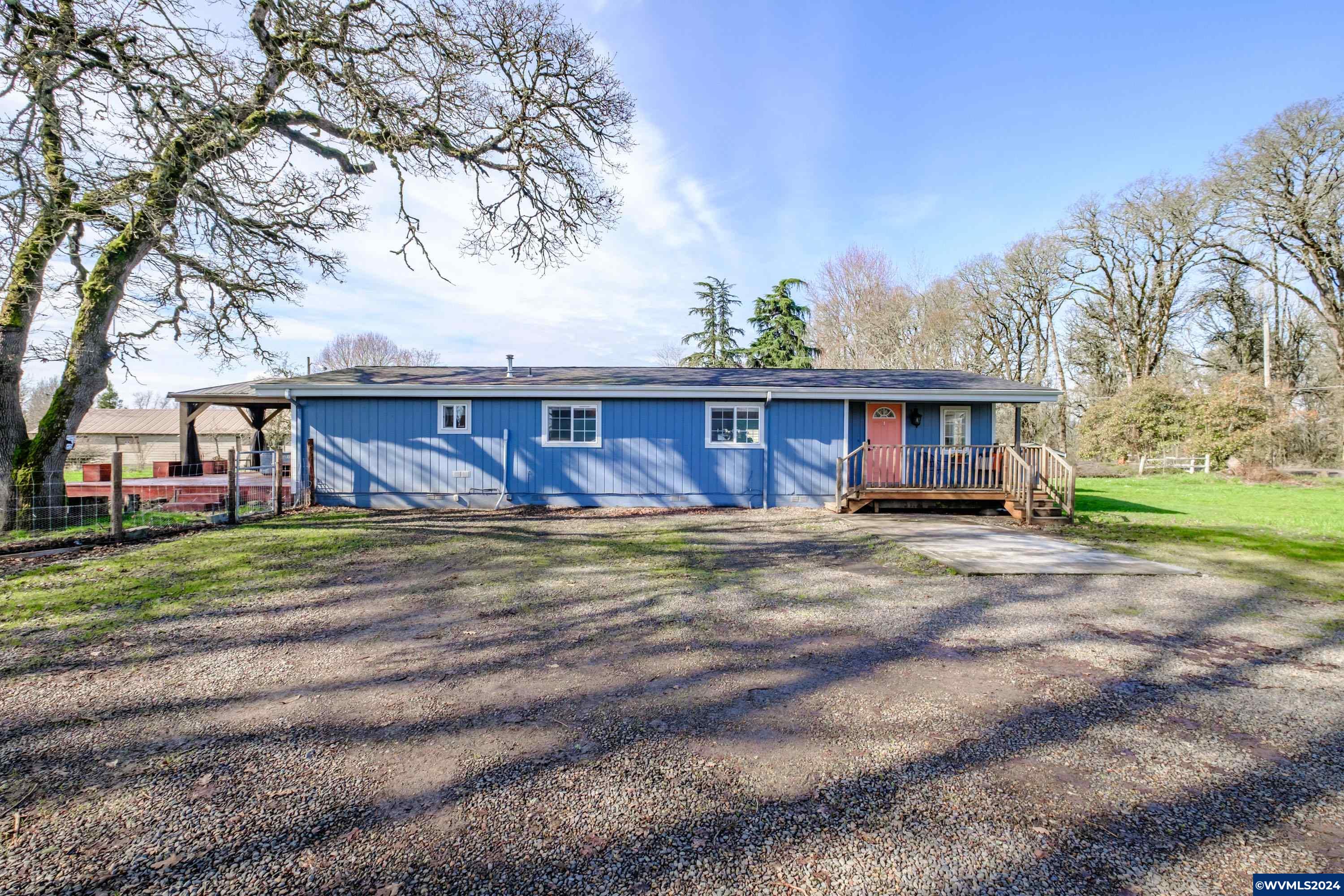35247 Riverside Drive Albany, OR 97321 - Photo 7 of 42 Gallery Image 7