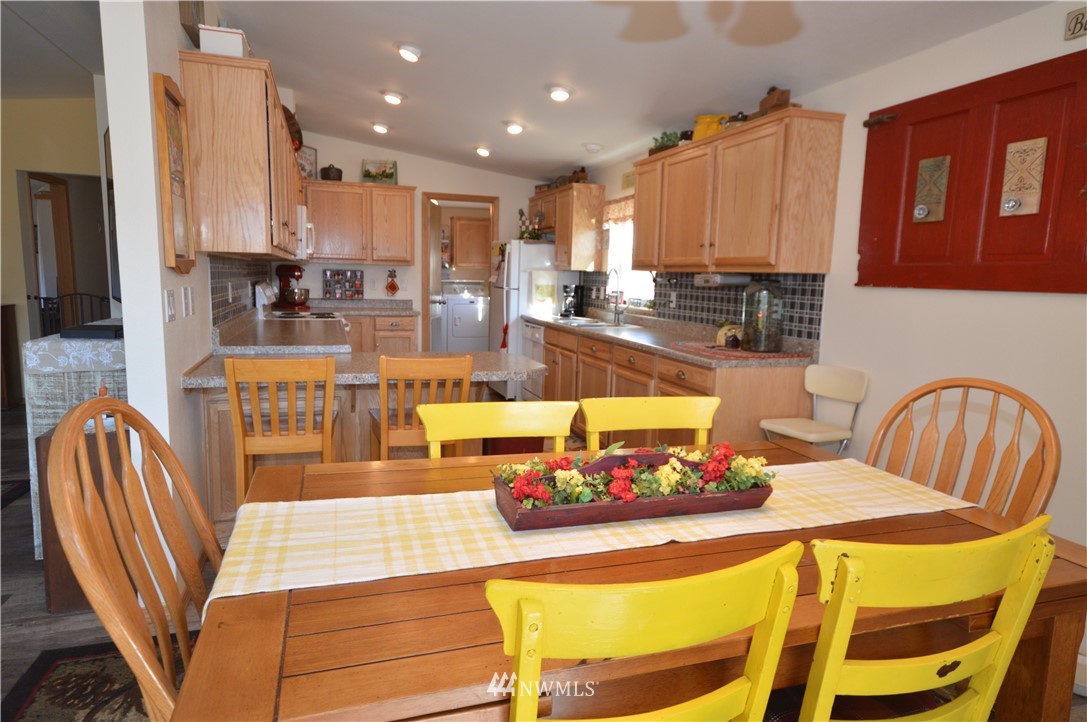 121 Weimer Road Orondo, WA 98843 - Photo 8 of 21 Gallery Image 8