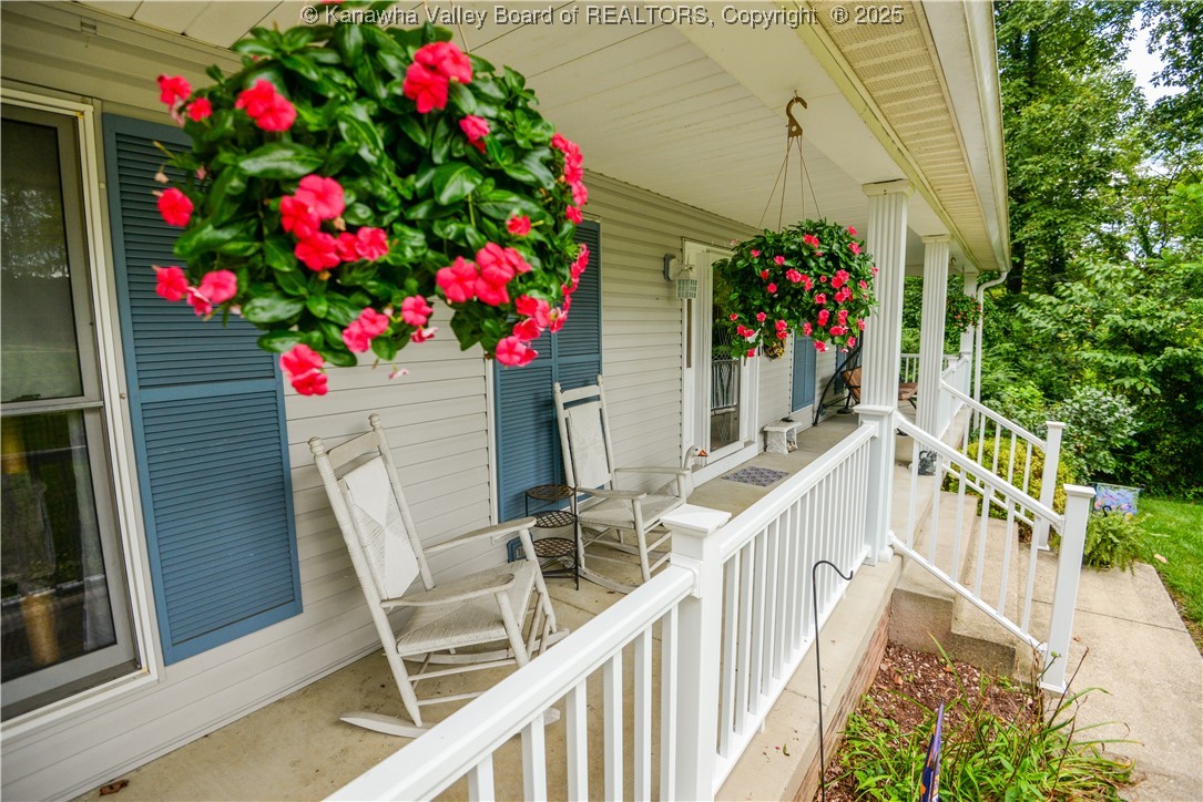 3024 Shadyside Road St. Albans, WV 25177 - Photo 3 of 50 Gallery Image 3