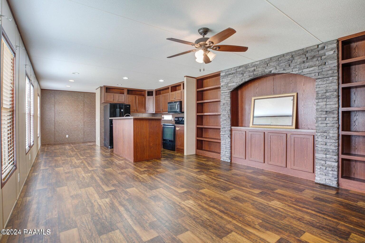5010 Rutten Rill Road Jeanerette, LA 70544 - Photo 2 of 7 20240812162706846840000000-o