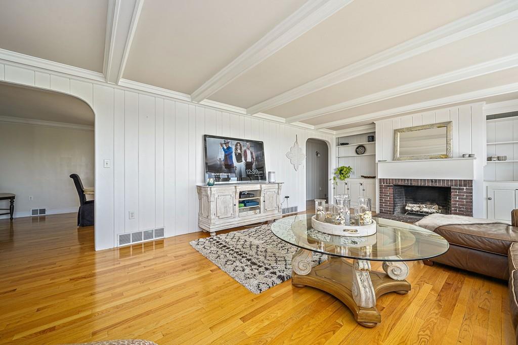 104 Emery Road Marshfield, MA 02050 - Photo 7 of 41 Gallery Image 7