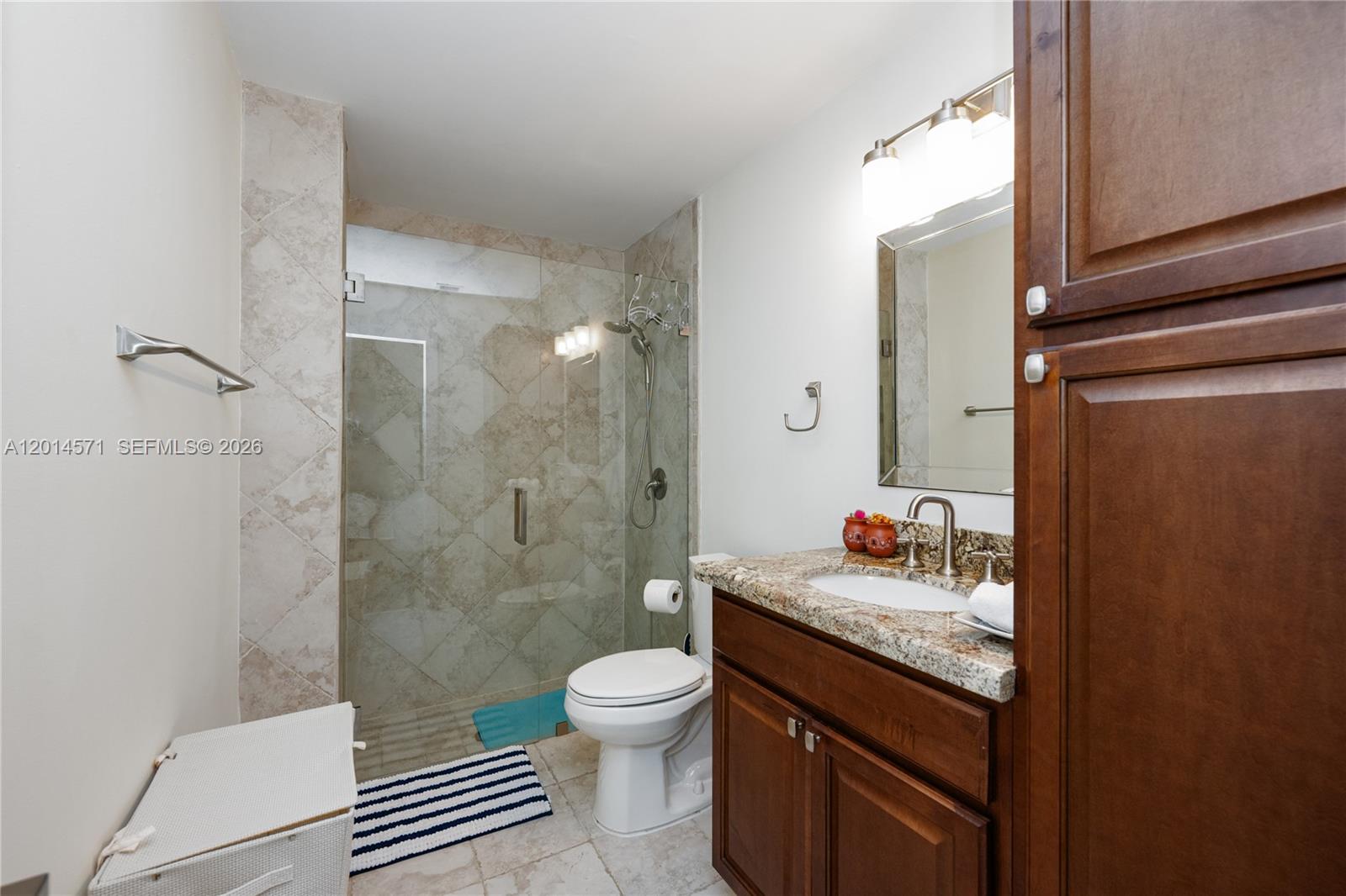 15110 North Saxon Circle Southwest Ranches, FL 33331 - Photo 20 of 45 Ensuite