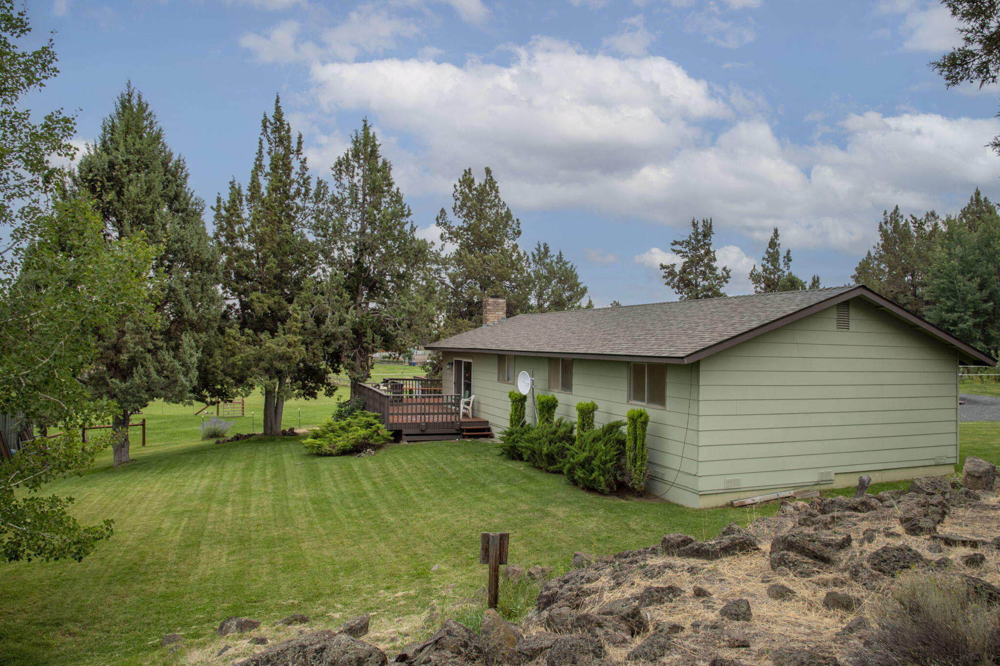 62370 Wallace Road Bend, OR 97701 - Photo 15 of 29 62370 Wallace Rd, Bend
