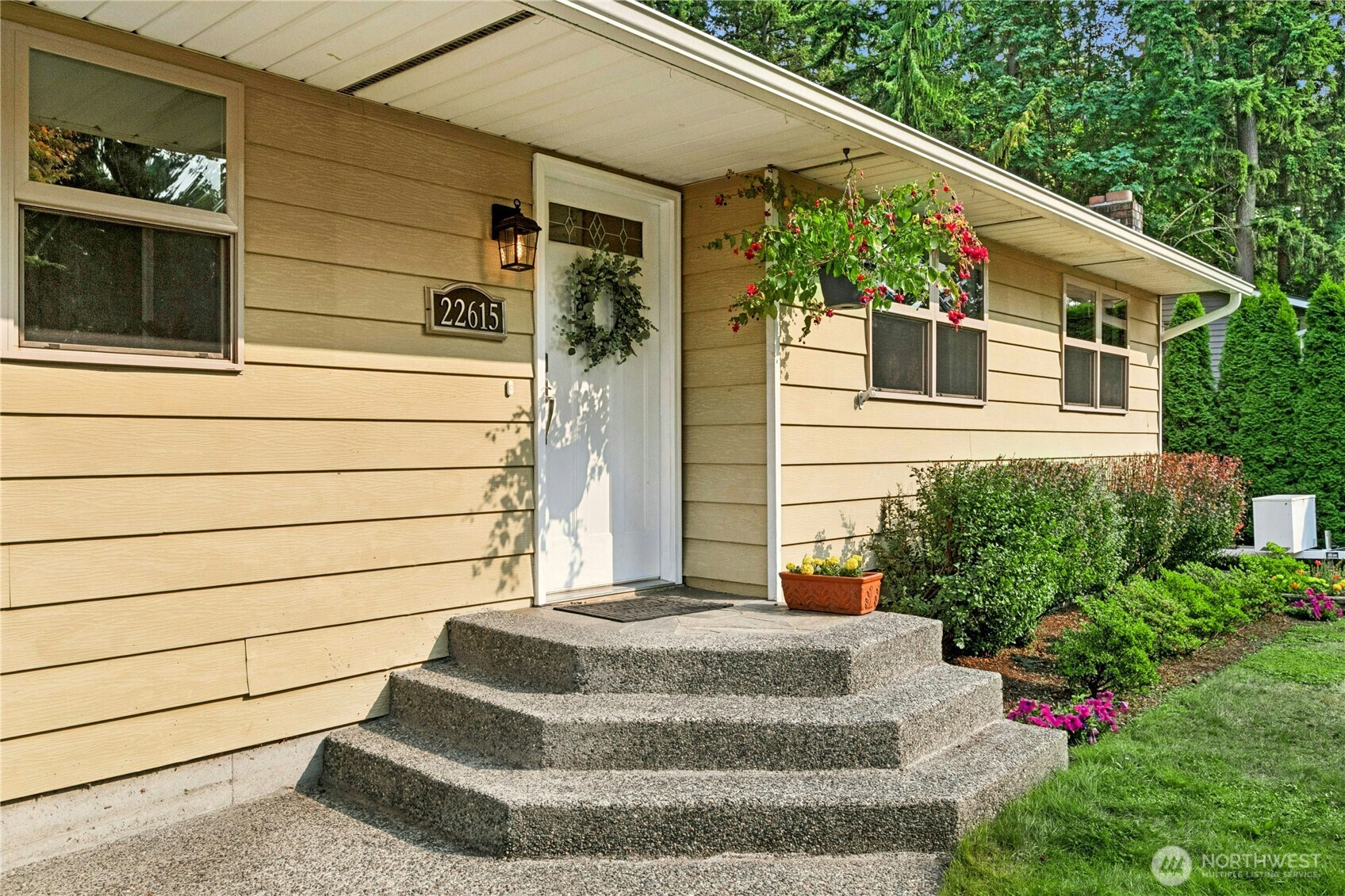 22615 1st Drive Southeast Bothell, WA 98021 - Photo 4 of 39 Gallery Image 4