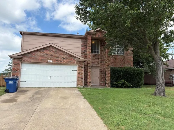$330,000 | 1817 Berkley Drive, Glenn Heights, TX 75154