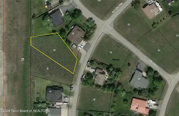 $205,000 | 536 Snake River Drive, Alpine, WY 83128