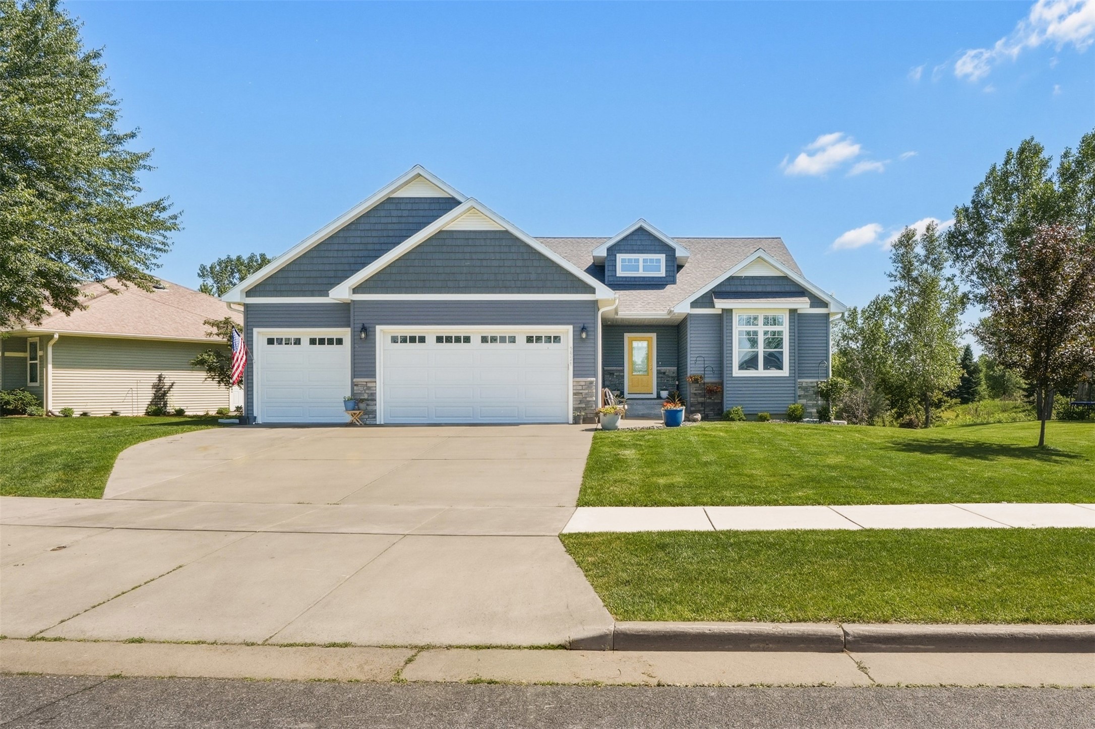 3921 Mill Run Road Eau Claire, WI 54703 - Photo 1 of 60
