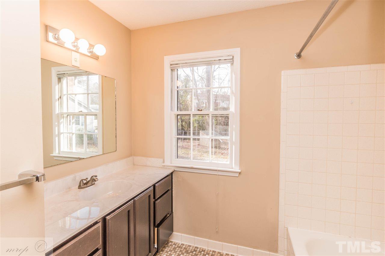 3907 Wingate Drive Raleigh, NC 27609 - Photo 5 of 12