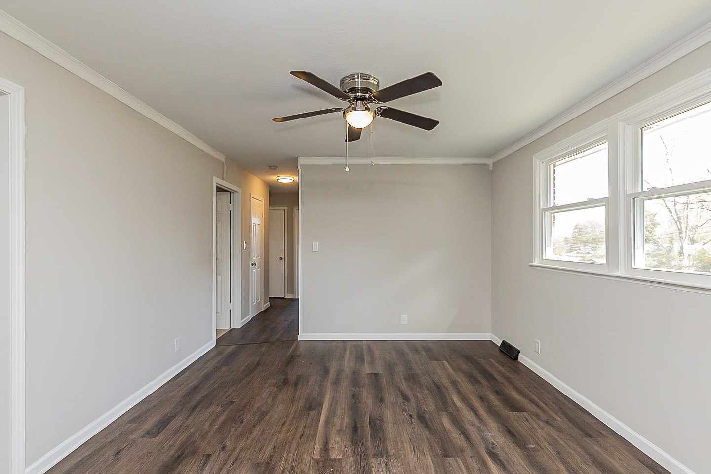 404 Jordan Road Clarksville, TN 37042 - Photo 5 of 22 Gallery Image 5