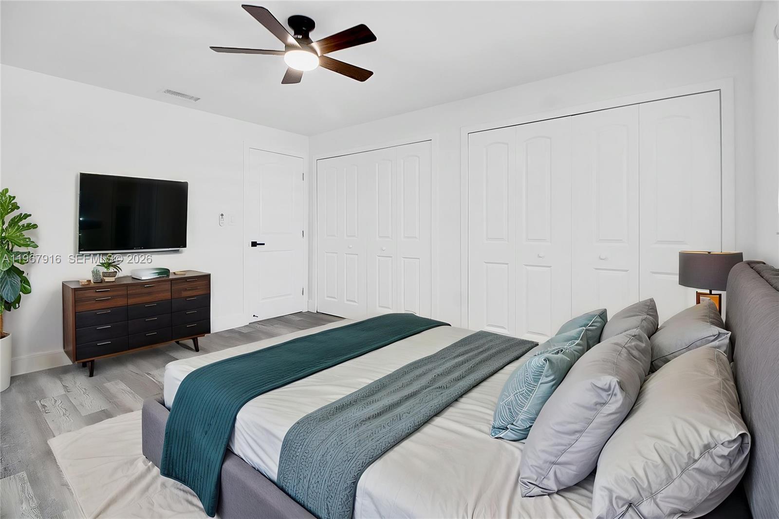 7893 Southwest 9th Terrace Miami, FL 33144 - Photo 11 of 29