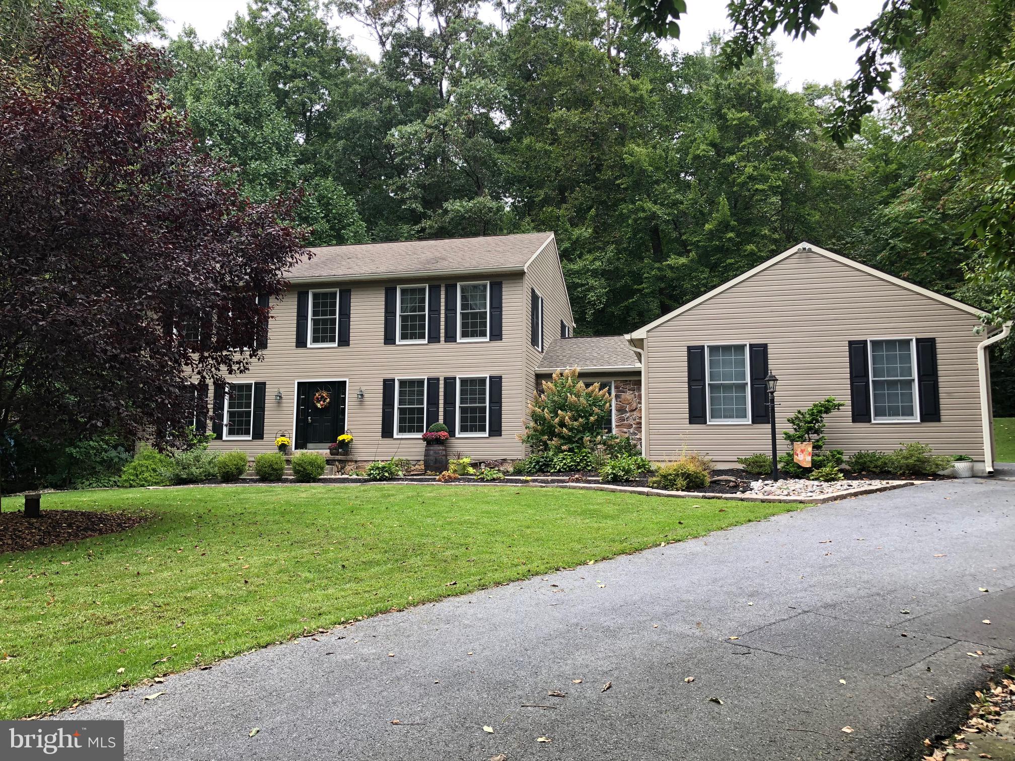337 Furnace Hill Road Elizabethtown, PA 17022 - Photo 2 of 53 Gallery Image 2