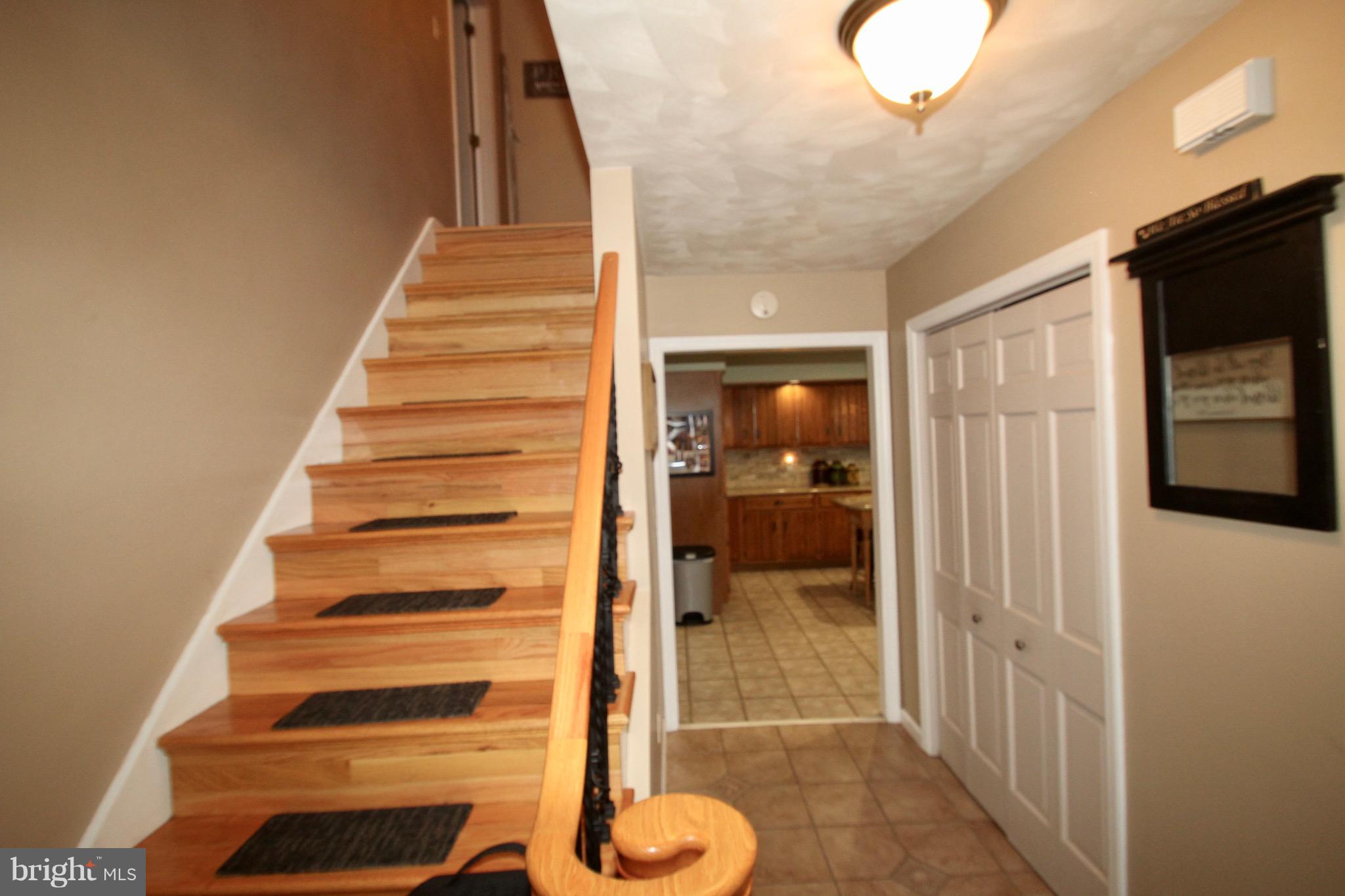 337 Furnace Hill Road Elizabethtown, PA 17022 - Photo 16 of 53 ENTRY