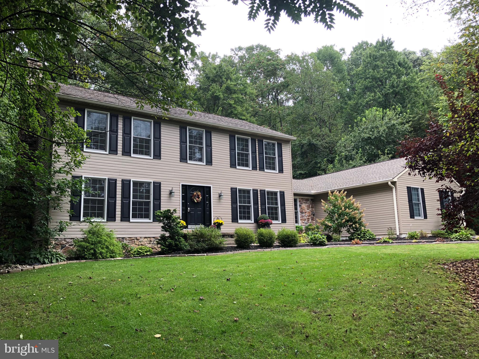 337 Furnace Hill Road Elizabethtown, PA 17022 - Photo 3 of 53 Gallery Image 3