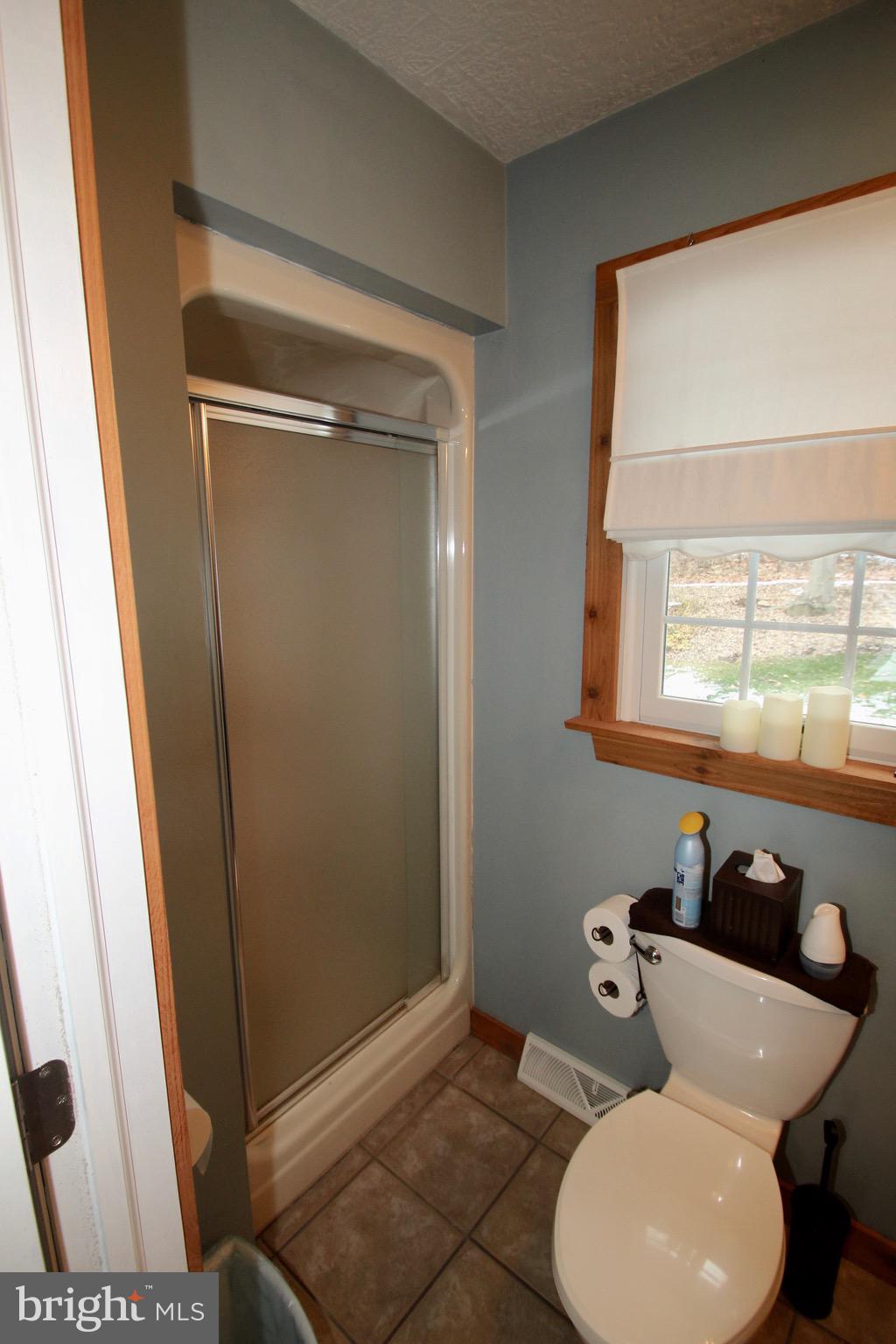 337 Furnace Hill Road Elizabethtown, PA 17022 - Photo 21 of 53 LAUNDRY BATH