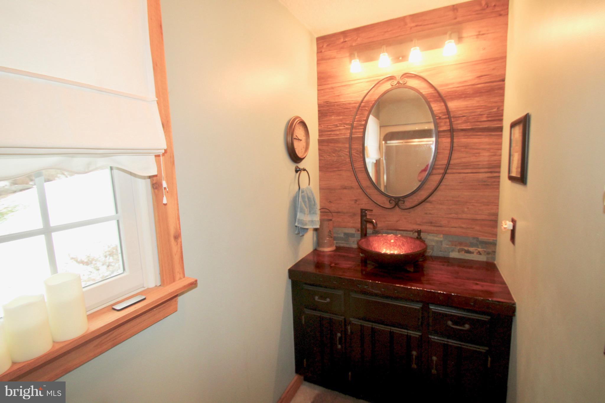 337 Furnace Hill Road Elizabethtown, PA 17022 - Photo 22 of 53 LAUNDRY BATH
