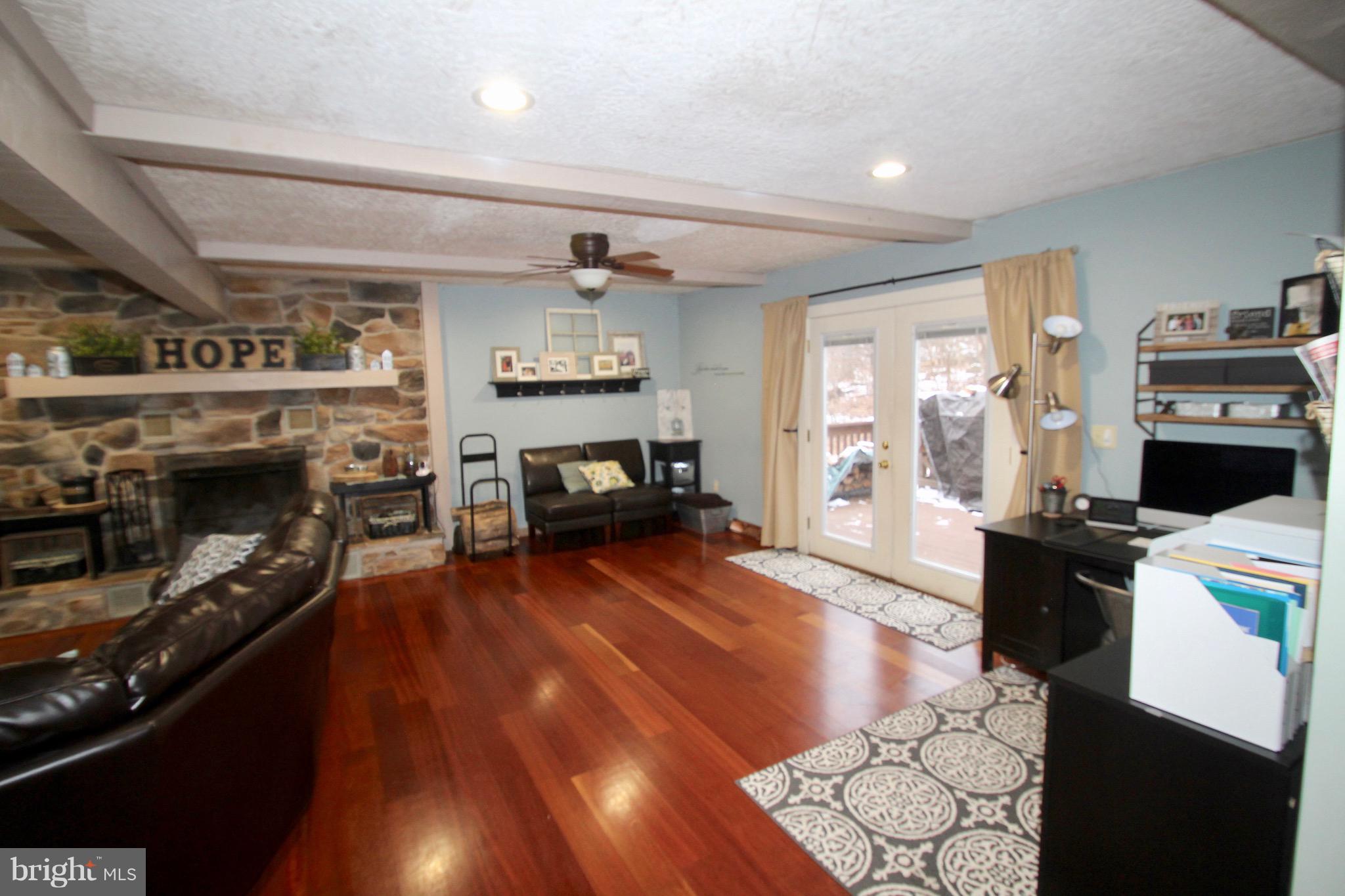 337 Furnace Hill Road Elizabethtown, PA 17022 - Photo 25 of 53 LIVING ROOM