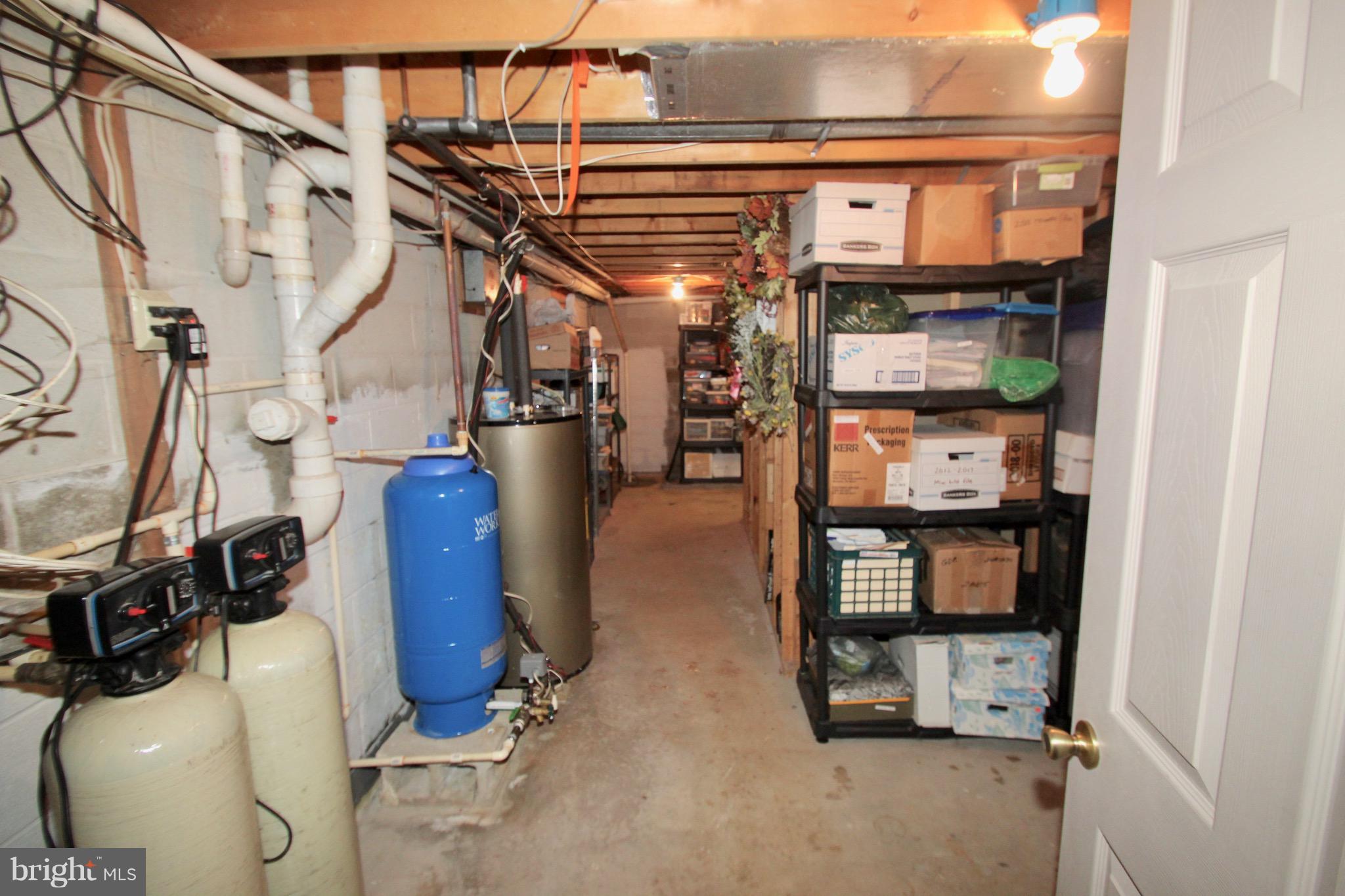337 Furnace Hill Road Elizabethtown, PA 17022 - Photo 42 of 53 STORAGE