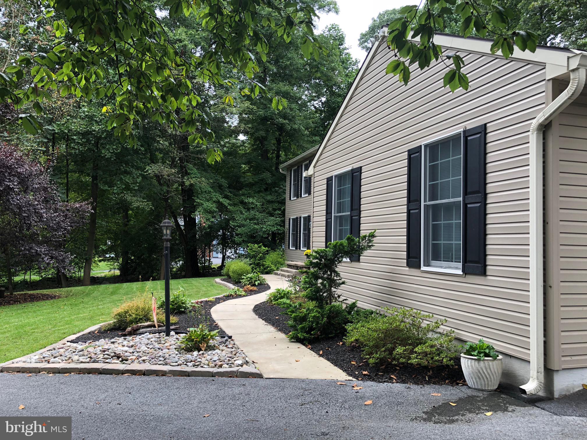 337 Furnace Hill Road Elizabethtown, PA 17022 - Photo 6 of 53 Gallery Image 6
