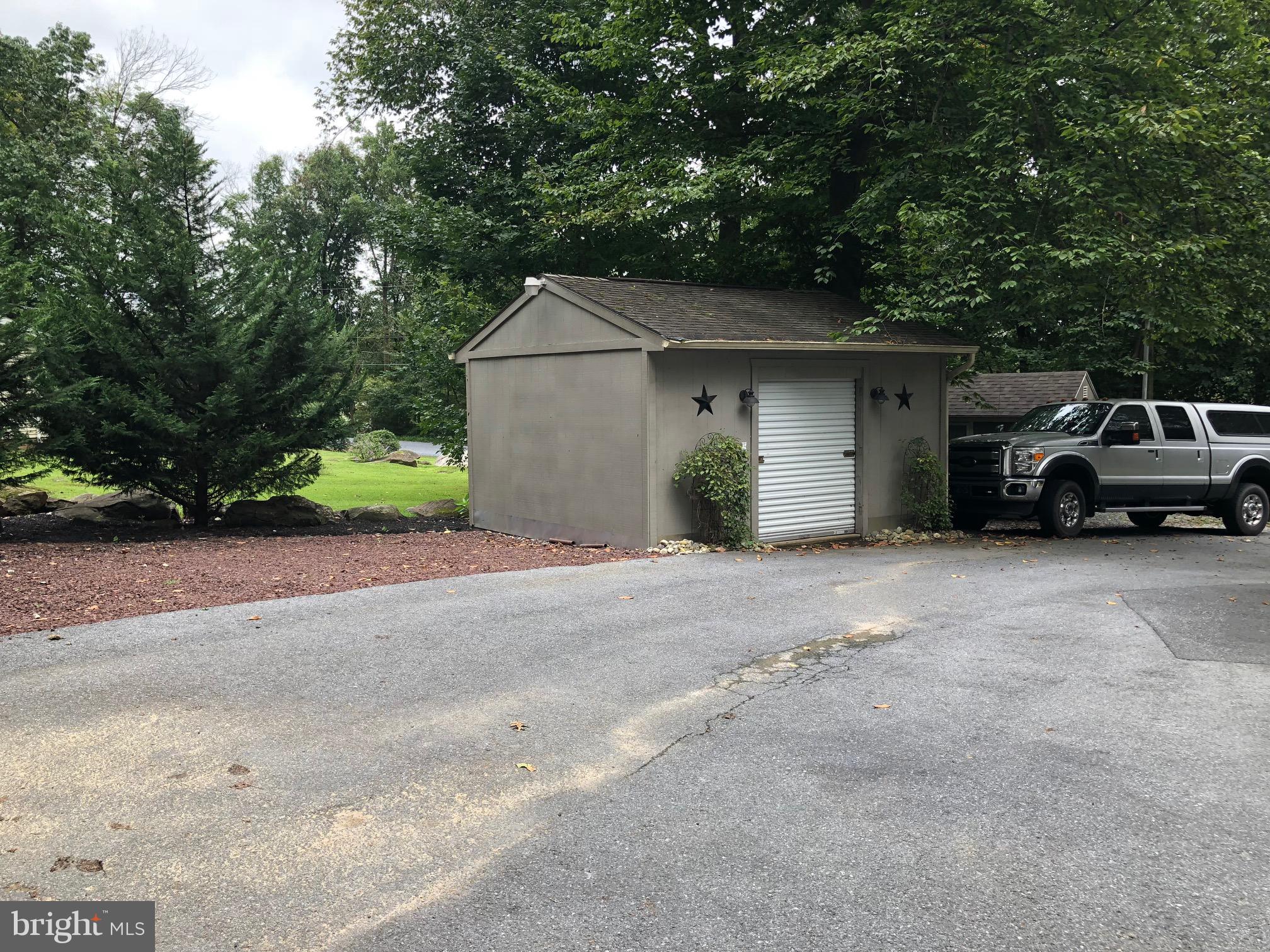 337 Furnace Hill Road Elizabethtown, PA 17022 - Photo 10 of 53 Gallery Image 10