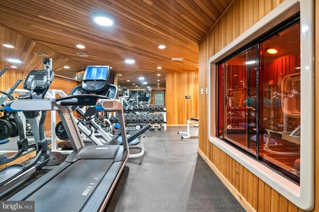 $5,200,000 | 536 Springvale Road, Great Falls, VA 22066