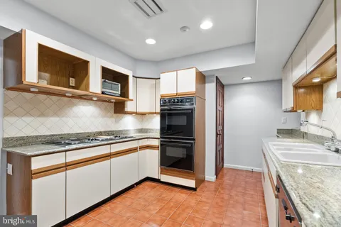 $5,200,000 | 536 Springvale Road, Great Falls, VA 22066