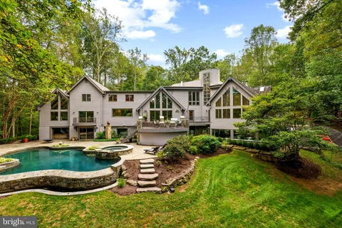$5,200,000 | 536 Springvale Road, Great Falls, VA 22066