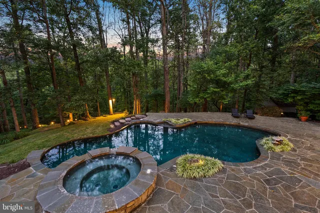 $5,200,000 | 536 Springvale Road, Great Falls, VA 22066