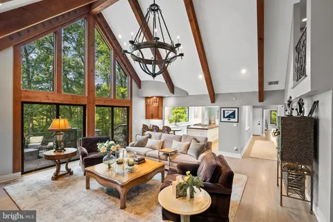 $5,200,000 | 536 Springvale Road, Great Falls, VA 22066