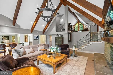 $5,200,000 | 536 Springvale Road, Great Falls, VA 22066