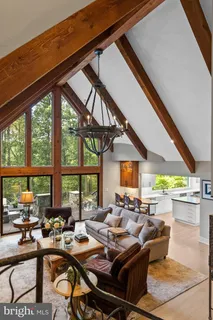 $5,200,000 | 536 Springvale Road, Great Falls, VA 22066