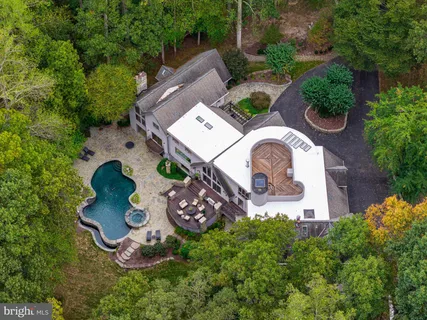 $5,200,000 | 536 Springvale Road, Great Falls, VA 22066