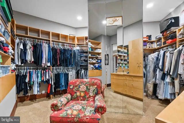 $5,200,000 | 536 Springvale Road, Great Falls, VA 22066