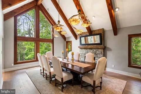 $5,200,000 | 536 Springvale Road, Great Falls, VA 22066