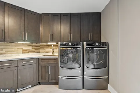 $5,200,000 | 536 Springvale Road, Great Falls, VA 22066