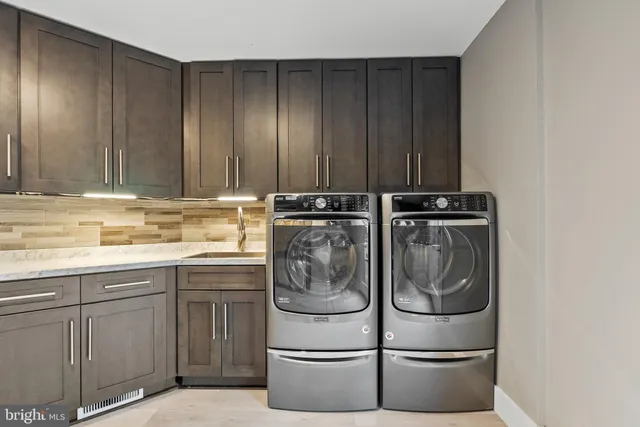 $5,200,000 | 536 Springvale Road, Great Falls, VA 22066